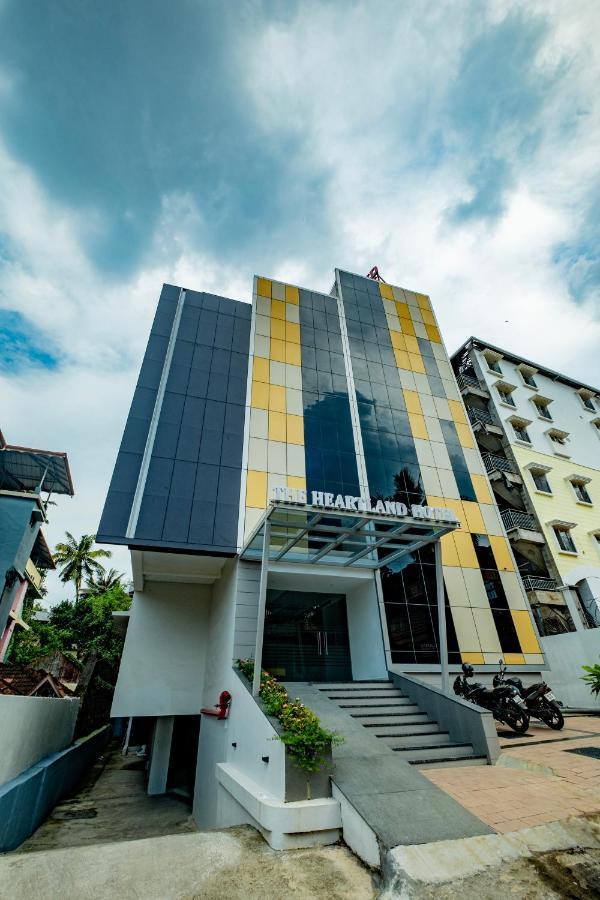 The Heartland Business Hotel, Trivandrum 트리반드룸 외부 사진