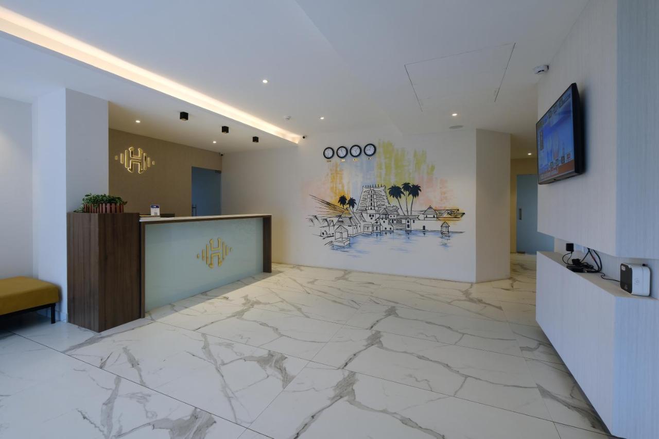The Heartland Business Hotel, Trivandrum 트리반드룸 외부 사진